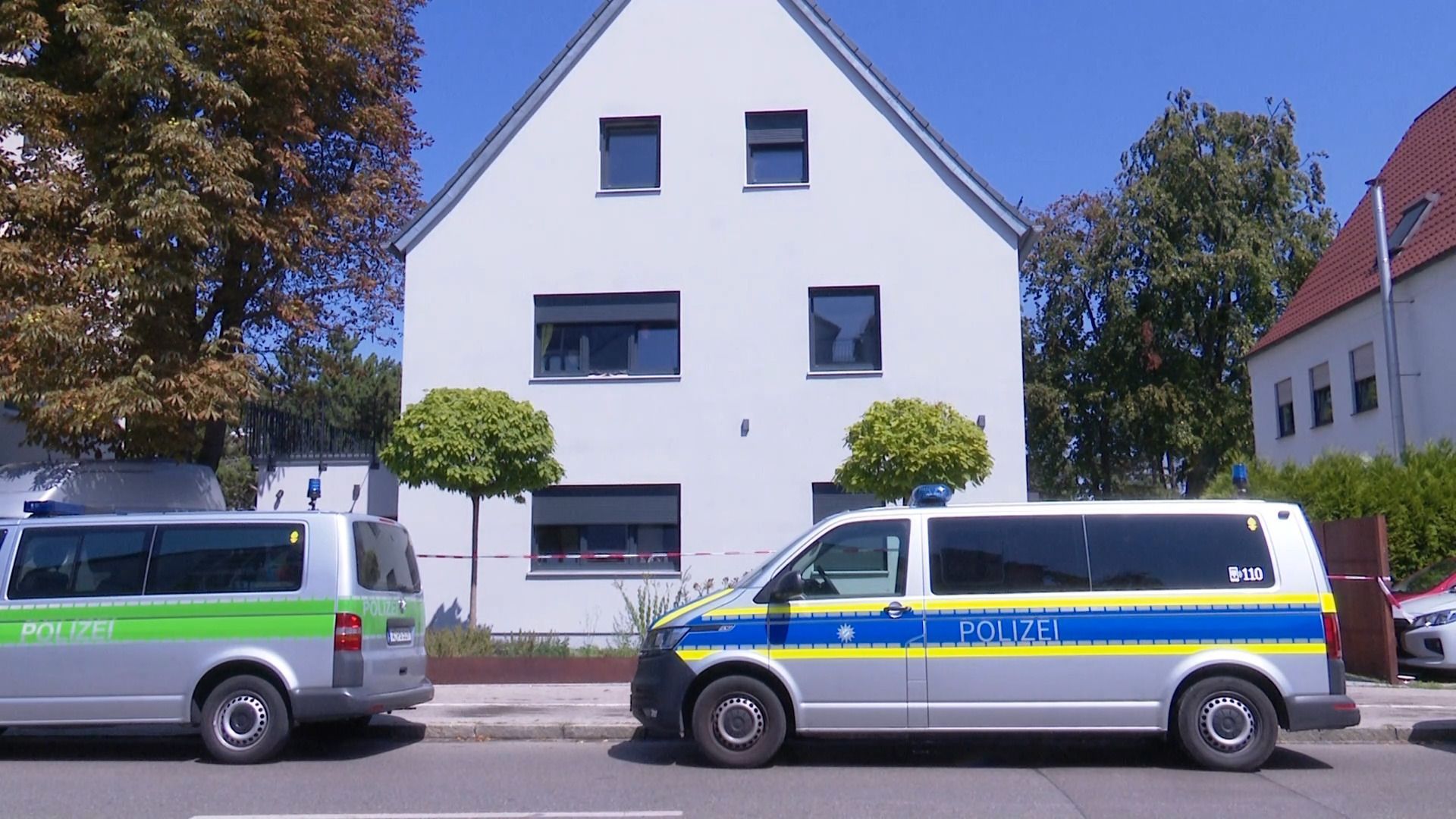 Video: a.tv kompakt: Zwei Menschen in Haunstetten getötet
