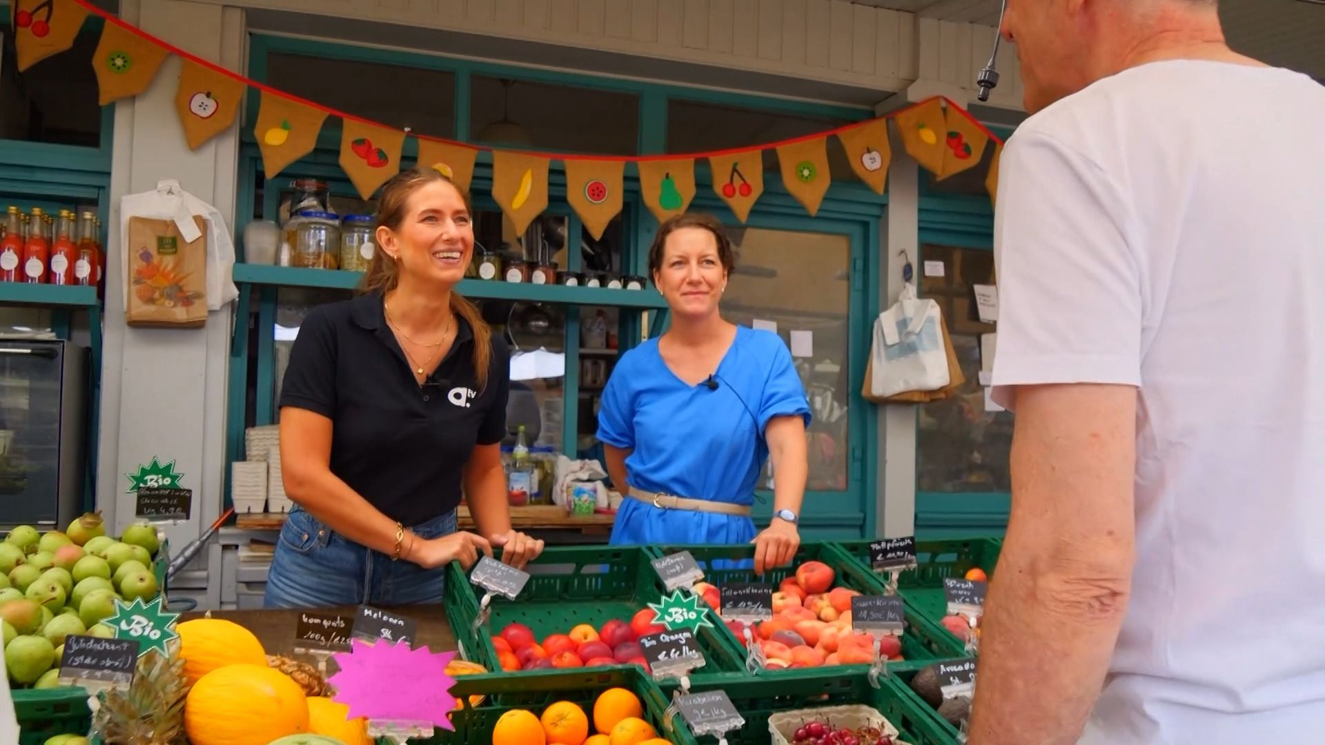 Video: Augsburger Stadtmarkt - Ein Tag hinter der Theke