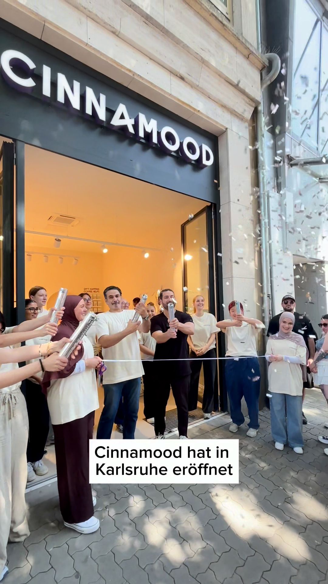 Video: Cinnamood-Eröffnung in Karlsruhe