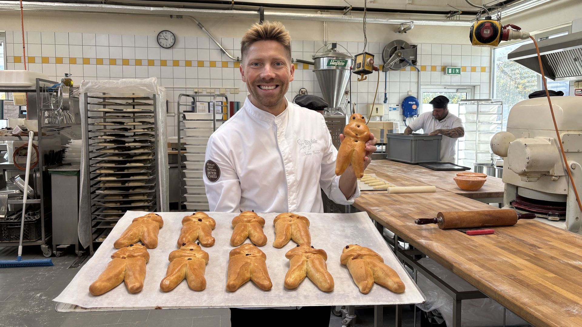 Video: Konditormeister Böckeler verrät sein Rezept für den perfekten Dambedei
