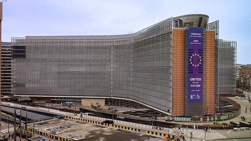 Debatte-um-NGO-Finanzierung-Rechte-Fraktionen-fordern-U-Ausschuss