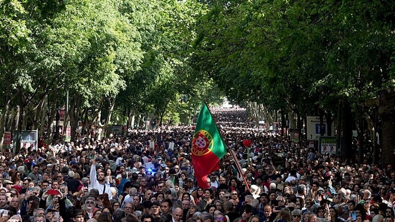 Video: Verliert Portugals Nelkenrevolution vom 25. April in Europa an Bedeutung?