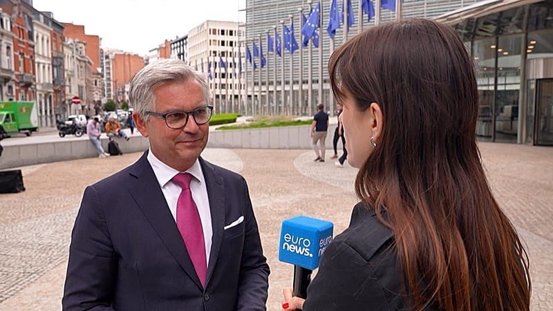 Video: Brunner: Menschenwürde und Völkerrecht im Zentrum der EU-Asylreform
