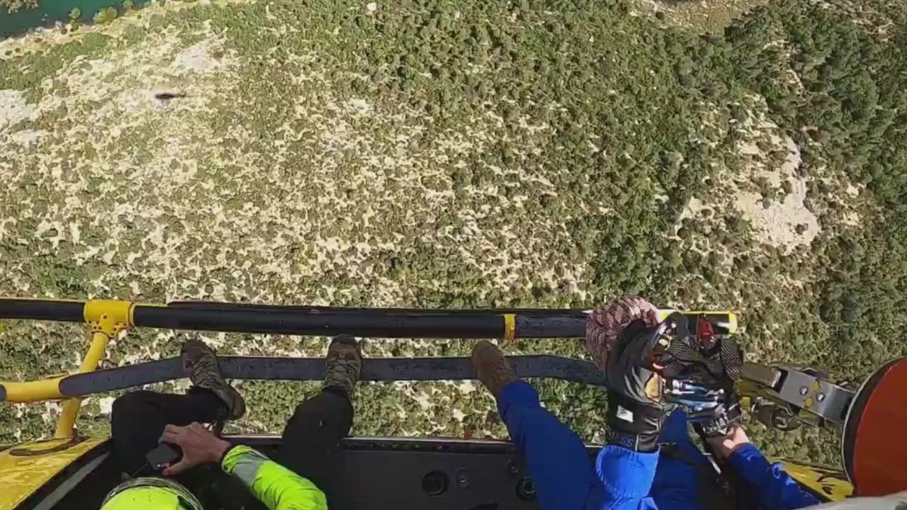 Video: Spanien: Dramatische Hubschrauberrettung holt verletzten Mann aus tiefer Schlucht bei Valencia