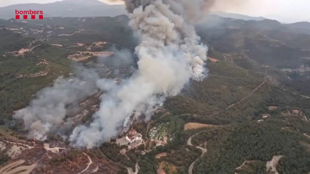 Spain: Catalan Firefighters Battle Multiple Simultaneous Wildfires in Northeastern Spain