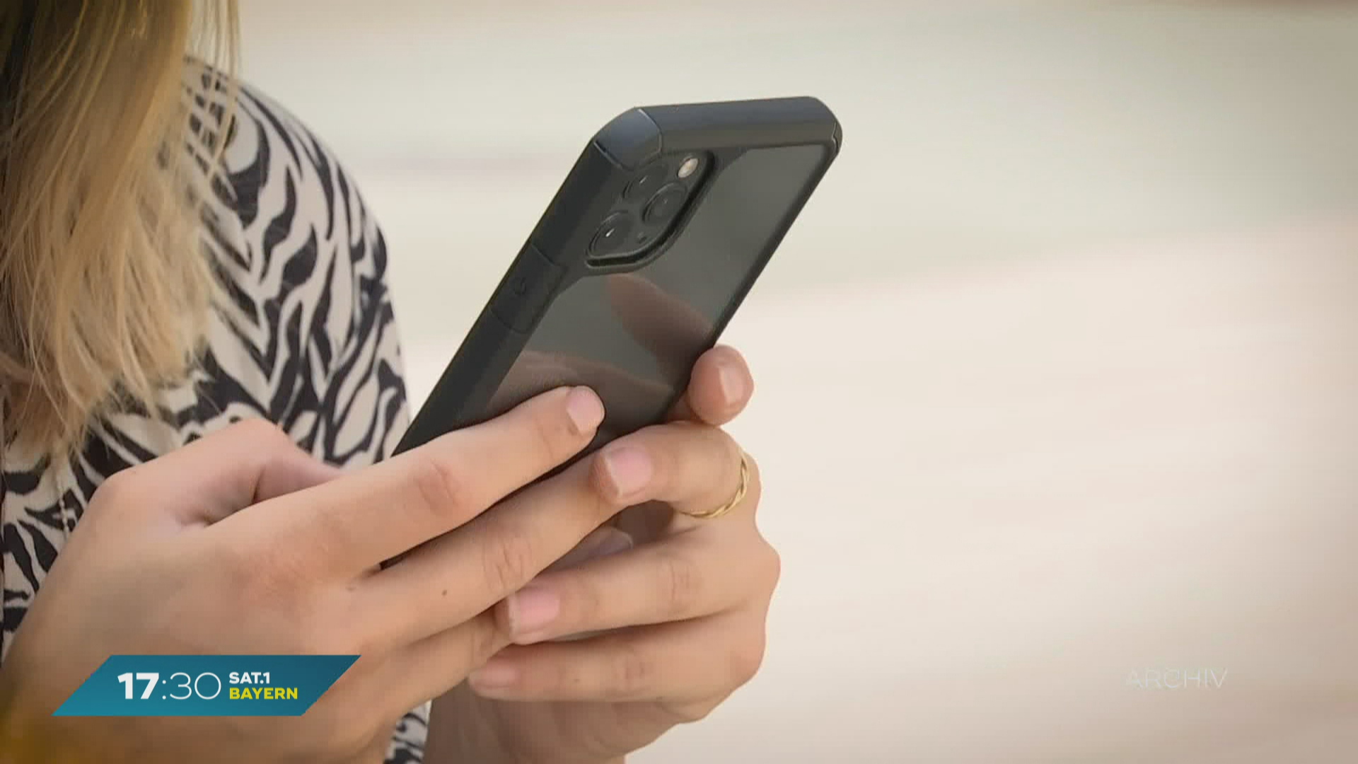 Festnahme in Nürnberg: Kriminalpolizei fasst WhatsApp-Betrüger