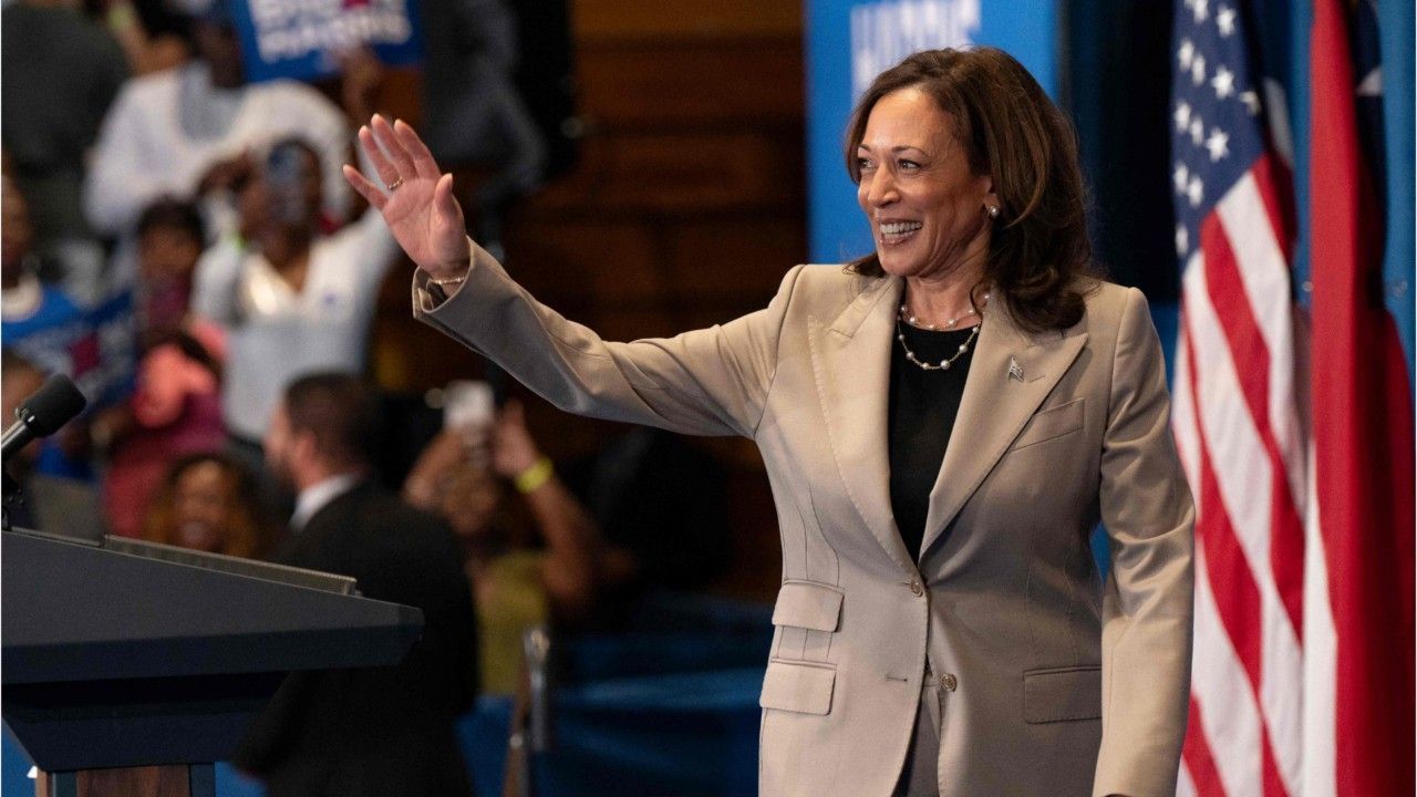 Zustimmung für Kamala Harris wächst, Vance drängt Joe Biden zum Rücktritt