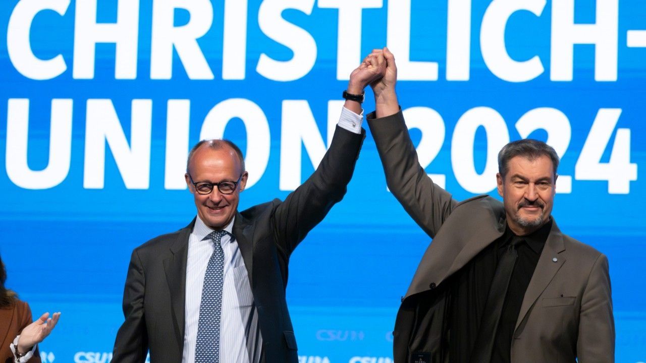 Asyl-Obergrenze und Wehrpflicht-Rückkehr: Das fordert die CSU