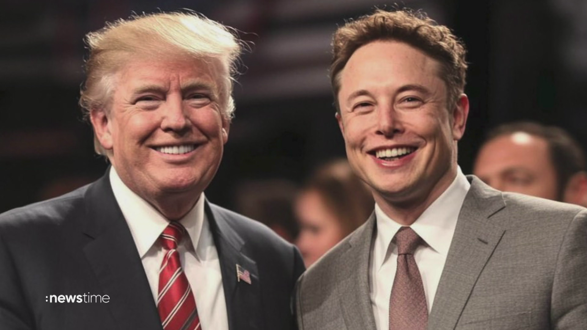 Um jeden Preis: Elon Musk will, dass Trump die US-Präsidentschaftswahl gewinnt - Video