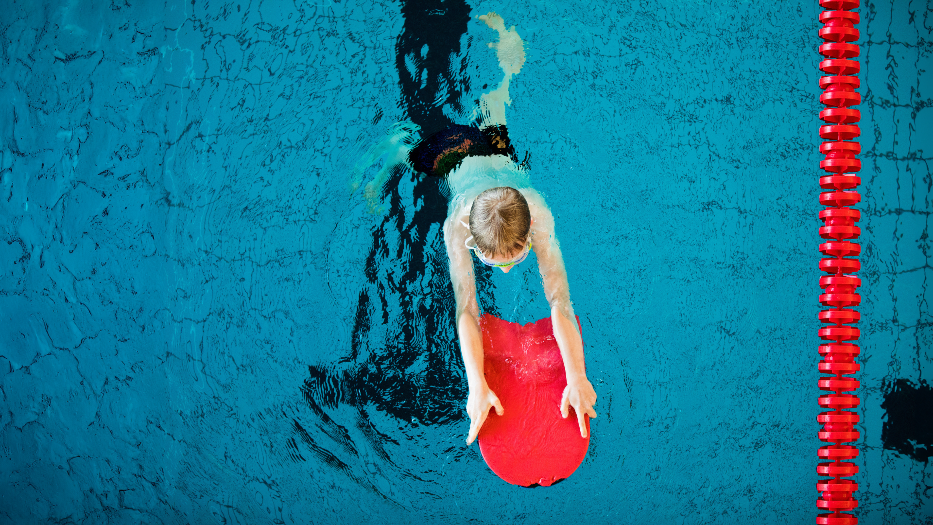 Video: Schwimm-Notstand in Deutschland