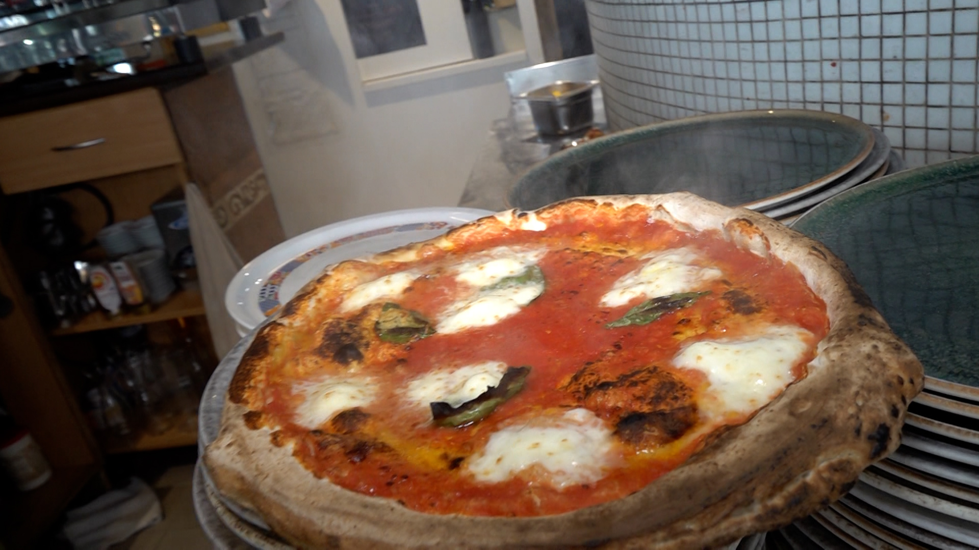 Video: Dinslaken: Heimat der besten Pizza in NRW dank Tradition und Liebe