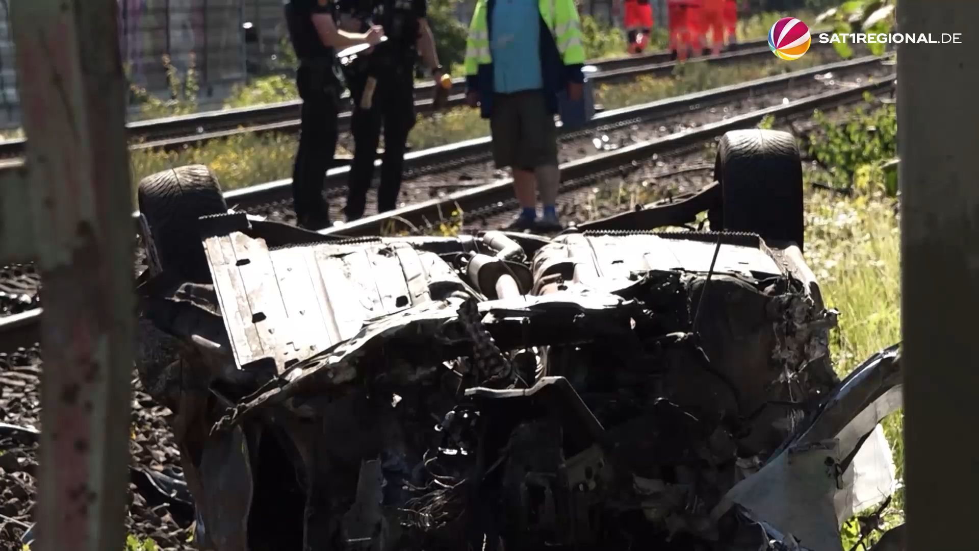 Video: Tödlicher Zugunfall in Bremen: 19-Jähriger stirbt