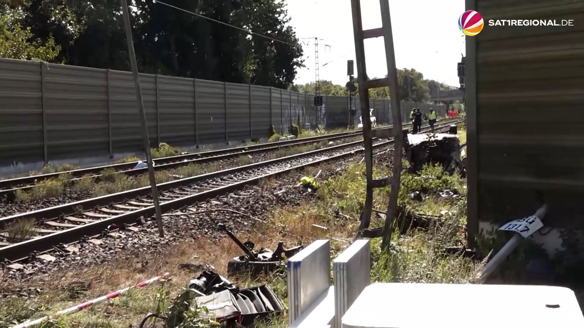 Video: Ermittlung gegen Bahnwärter nach tödlichem Zugunfall in Bremen
