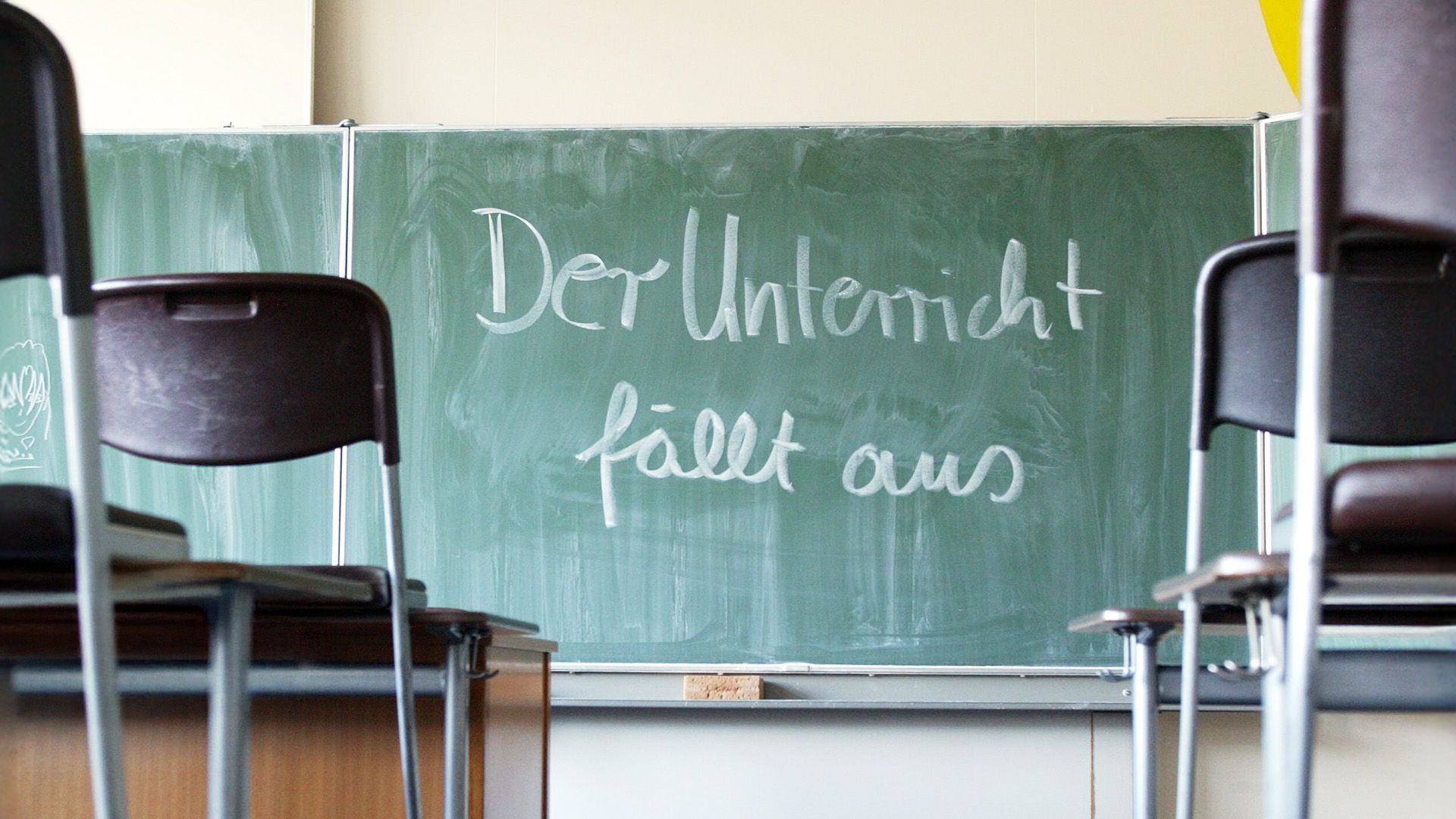 Video: Ehrenamtliche übernehmen Schulunterricht