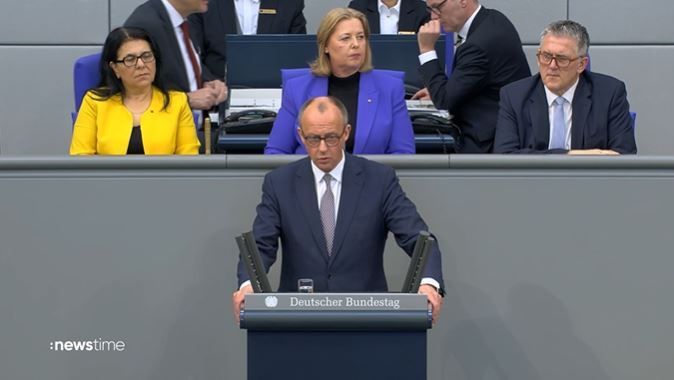 LIVE: Entscheidung über Finanzpaket –  Abstimmung Schuldenbremse im Bundestag