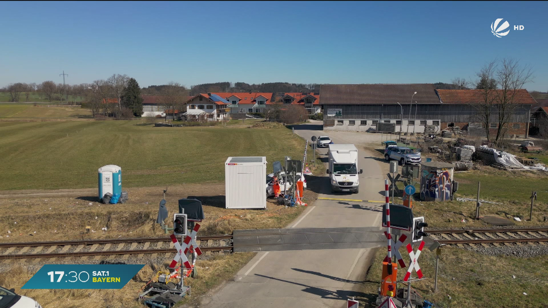 Bahnübergang in Wiesham: Schranke monatelang per Hand bedient