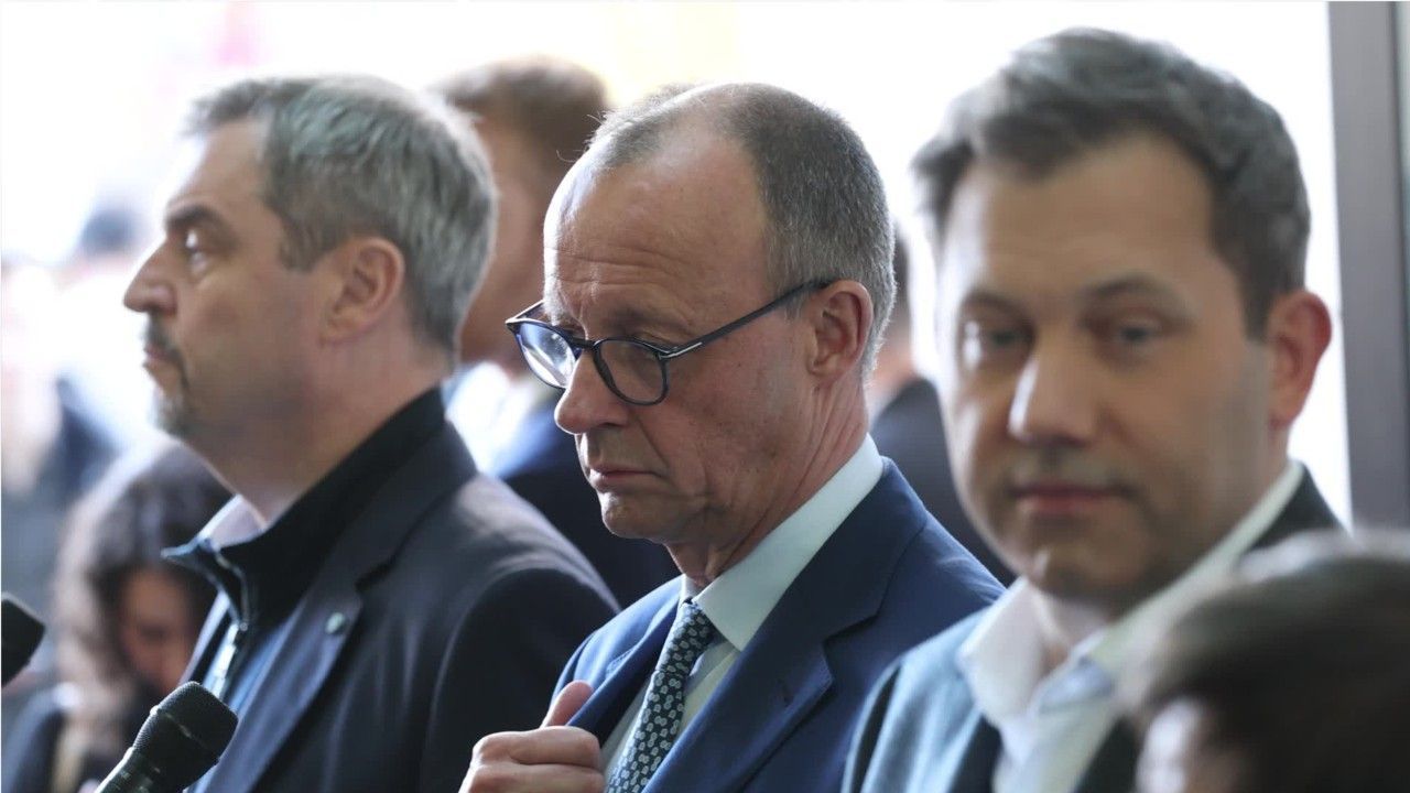 Zustimmung für Merz-Regierung fällt auf neues Tief