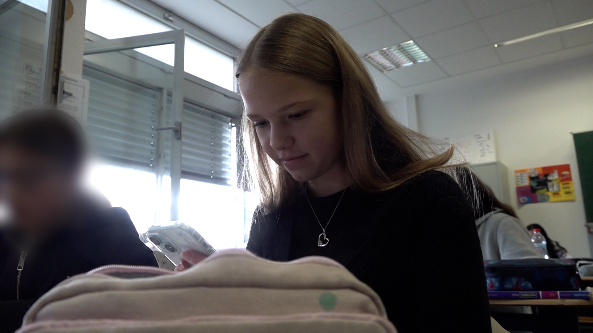 Video: KI in Schulen: Chance oder Gefahr?