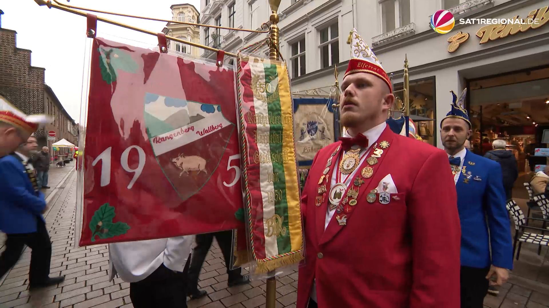 Video: Närrische Zeit beginnt: Karnevalsstart in Lübeck