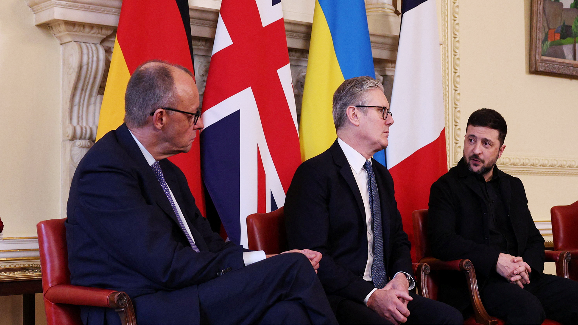 Video: Selenskyj trifft Staatschefs in London