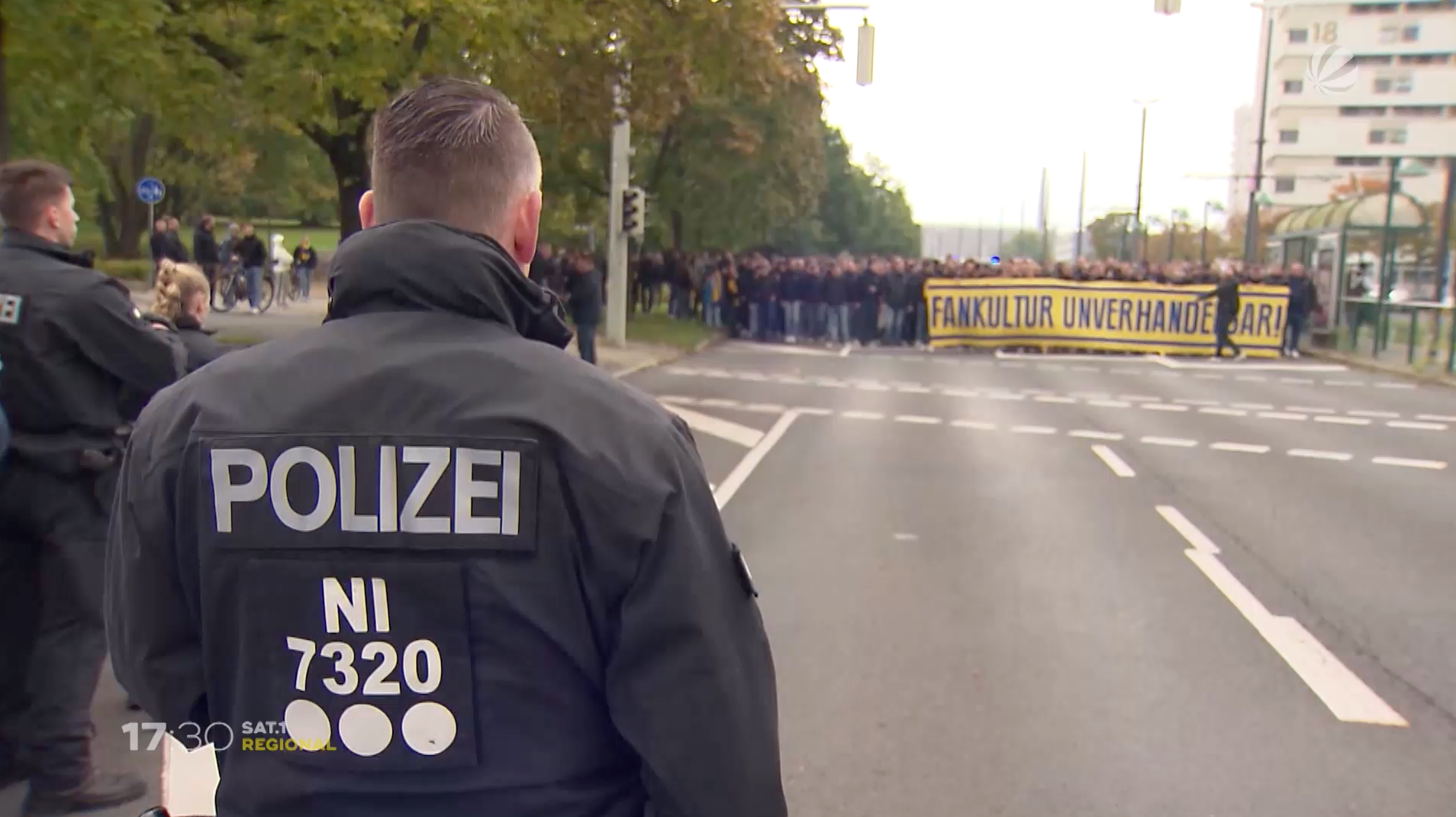 Interior ministers meet in Bremen to discuss football, drones, drugs