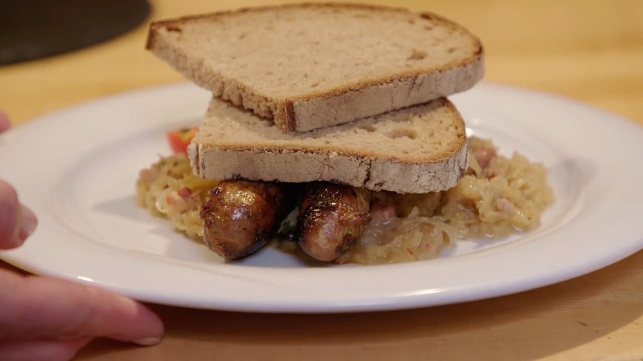 Video: Nei g’schaut - zu Gast in Franken: Auf den Spuren der Bratwurst in Ansbach
