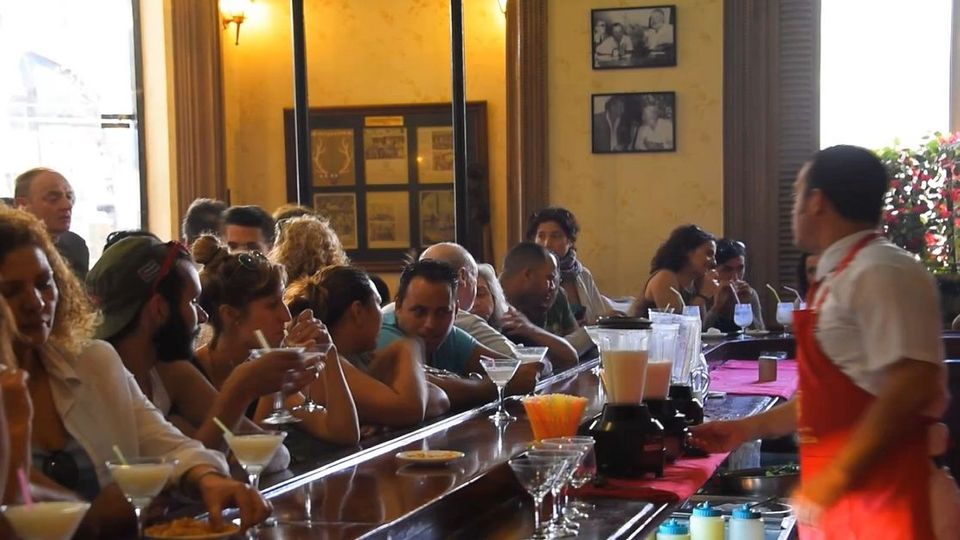 Umsatz zu schlecht: An diesem Urlaubsort dürfen Singles nicht ins Restaurant
