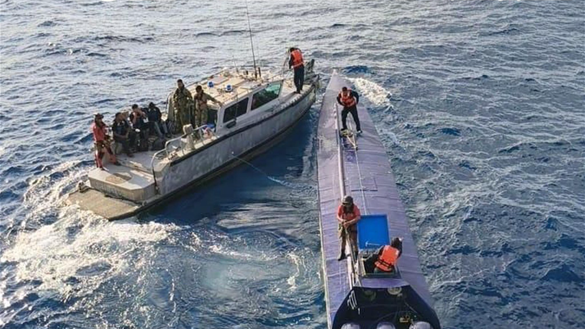 Video: Drogen-U-Boot in Mexiko abgefangen