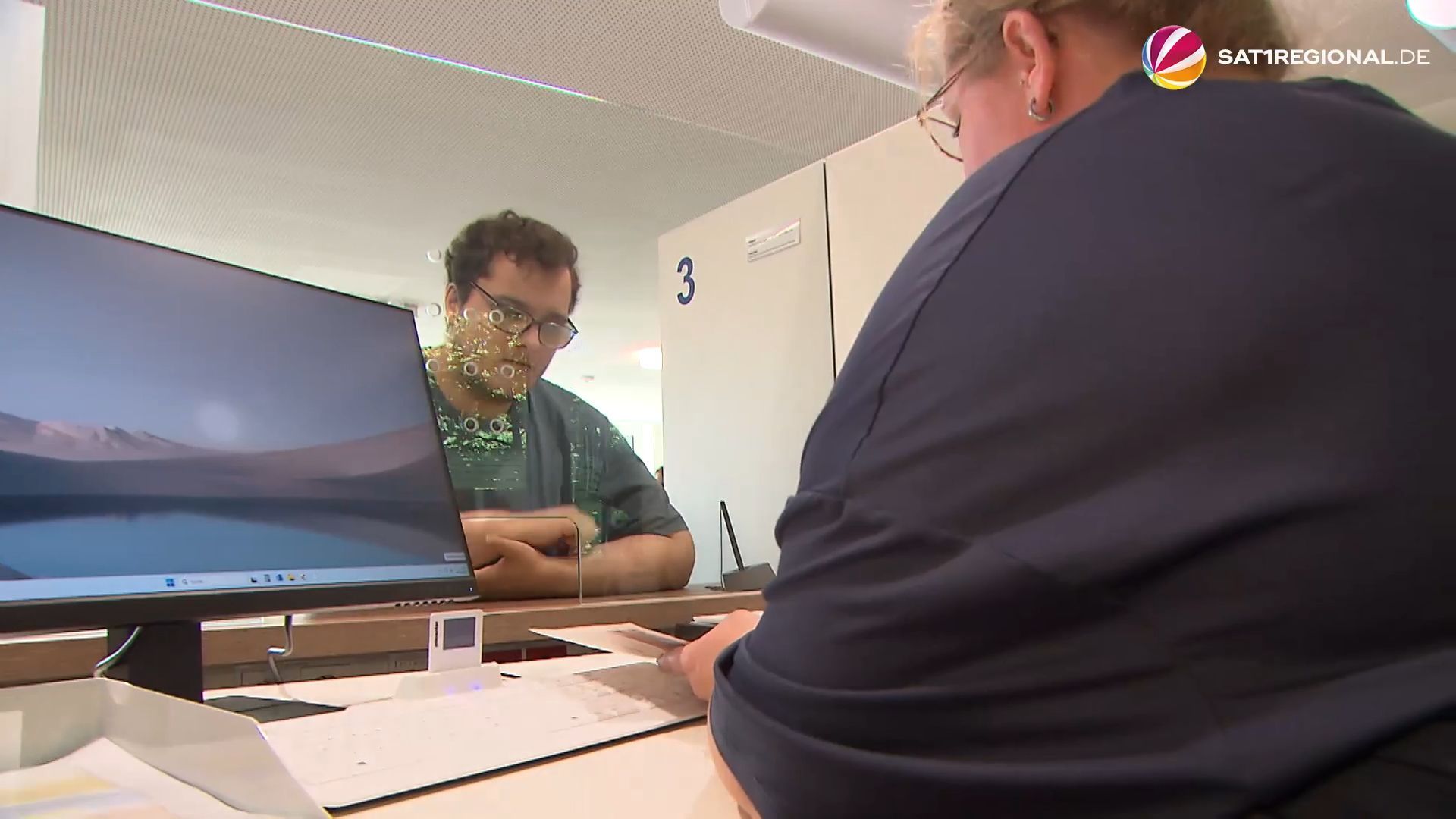 Video: Hamburg: Aus der Langzeitarbeitslosigkeit zurück in den Job
