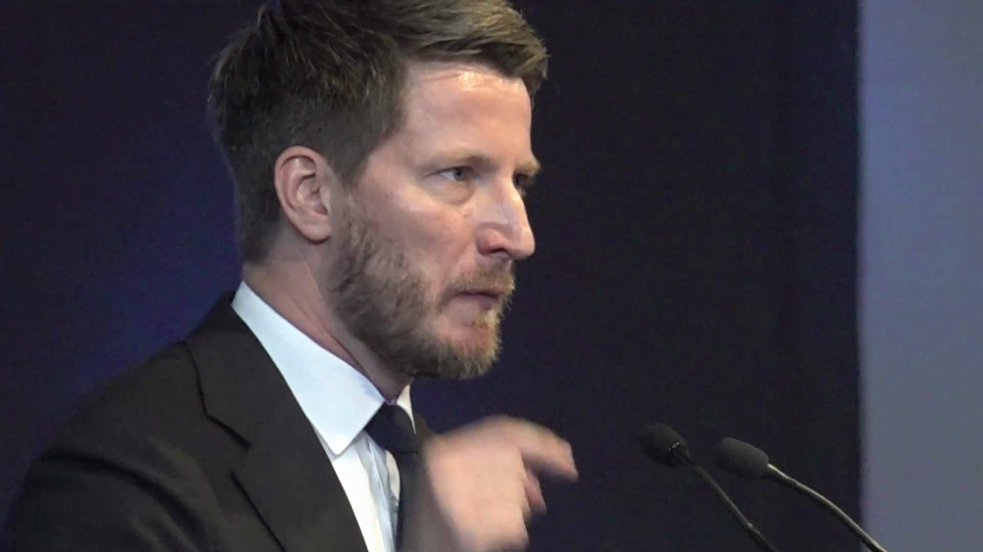 Video: Martin Vincentz knapp zum AFD-Spitzenkandiat für die Landtagswahl gewählt