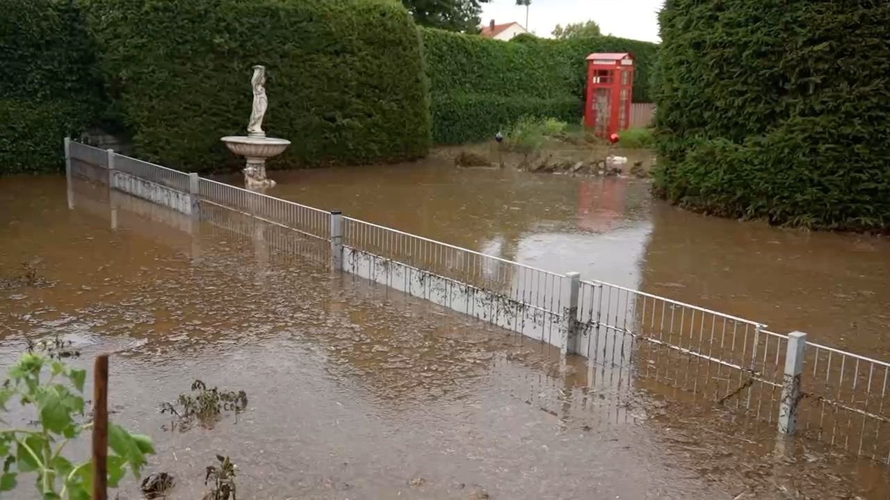 Video: Schwere Unwetter in Mittelfranken: 3.000 Notrufe in nur fünf Stunden