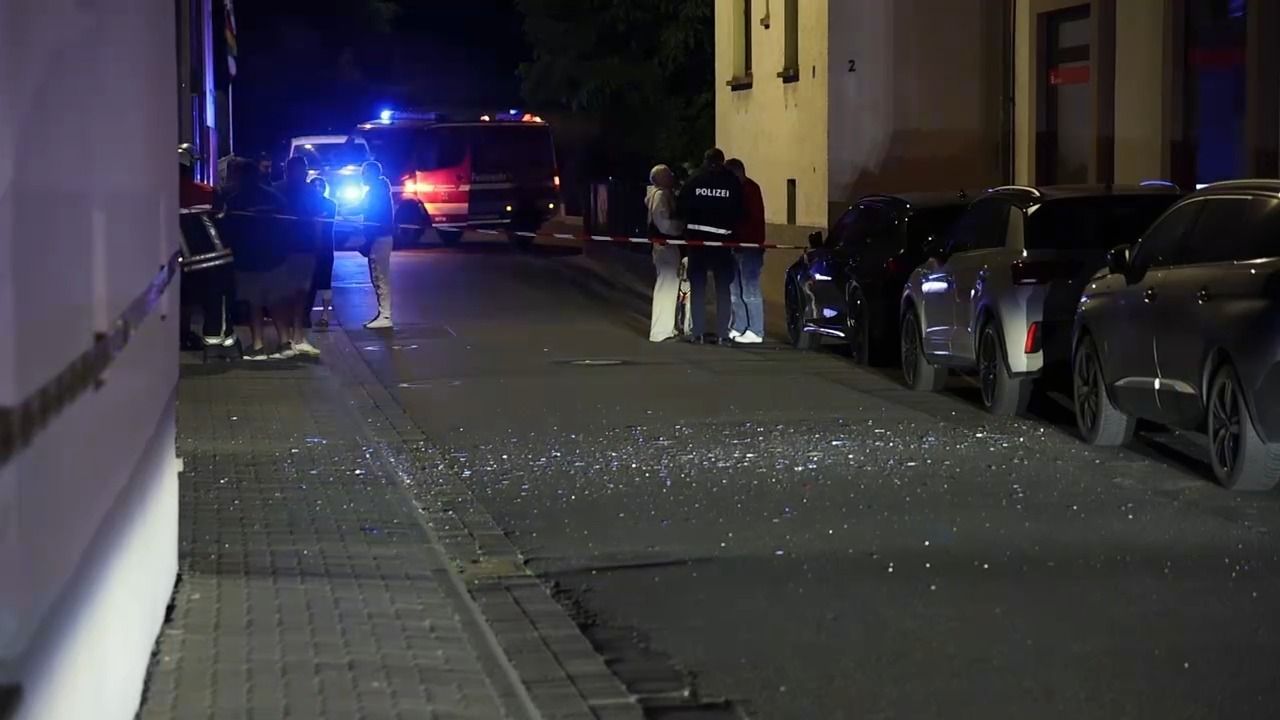 Video: Geldautomat in Waldaschaff gesprengt: Vier Tatverdächtige auf der Flucht