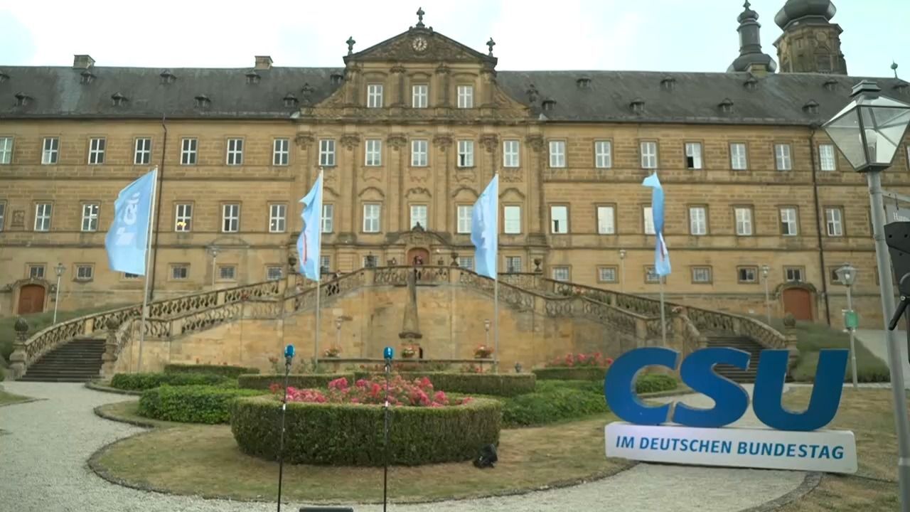 Video: Wirtschaft und Robotik: CSU setzt auf Reformen und Innovationen