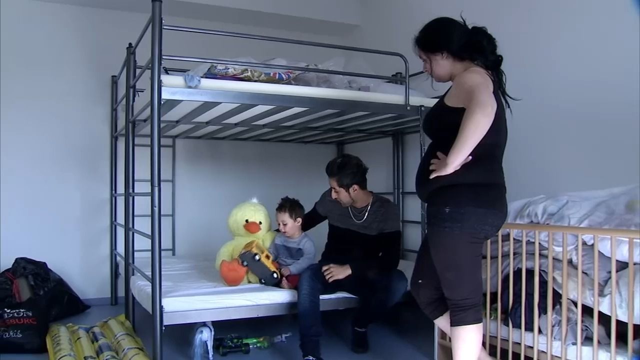 Video: Weniger Asylunterkünfte: Bayern baut knapp 20.000 Plätze ab