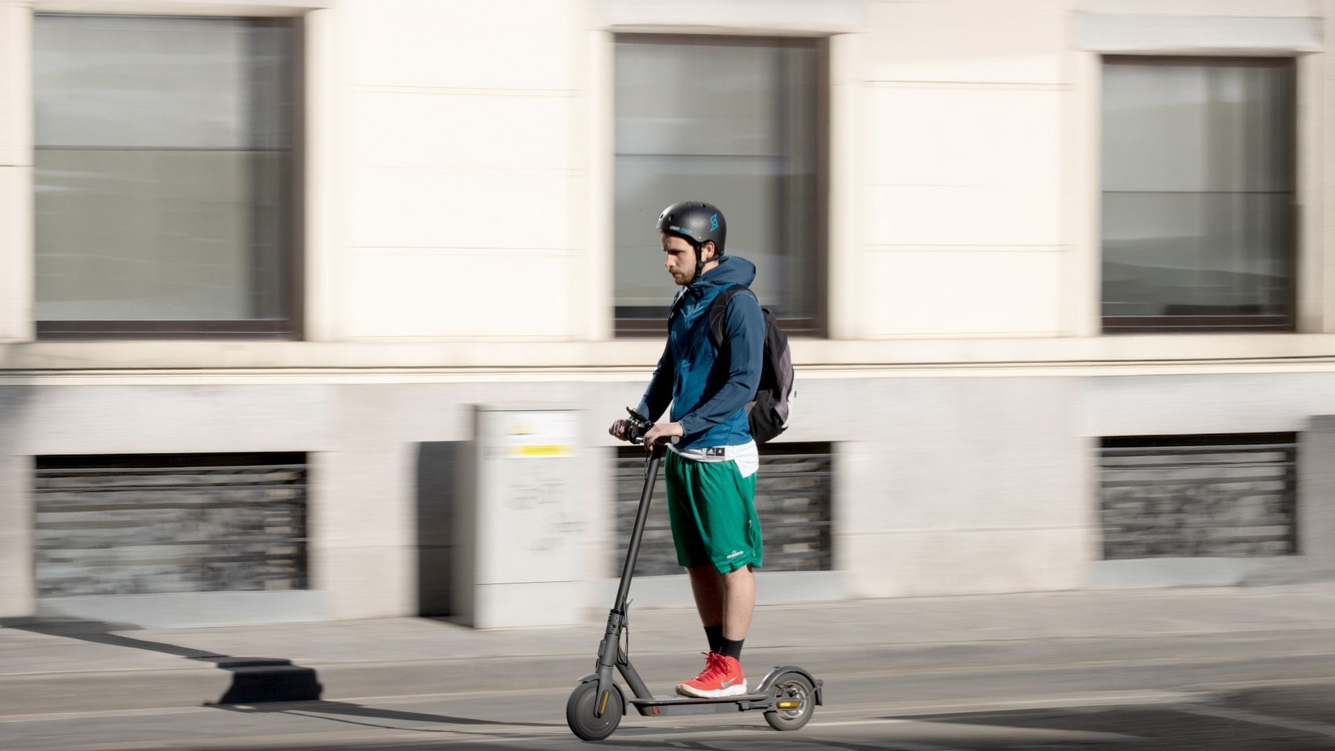 Video: Kommt die Helmpflicht für E-Scooter?