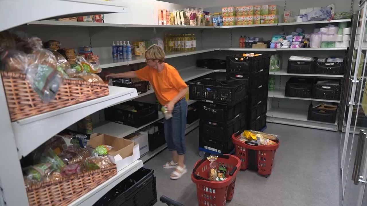Video: Zehn Jahre Tafel Bayern: Über 165.000 Menschen auf Unterstützung angewiesen