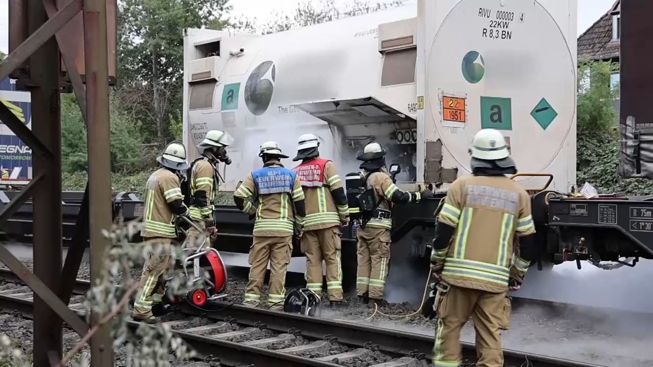Video: Gasaustritt am Güterbahnhof: Nebelwolke in Aschaffenburg