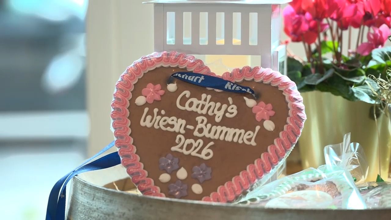 Video: Glamour trifft Tradition: Promis feiern bei Cathy Hummels WiesnBummel