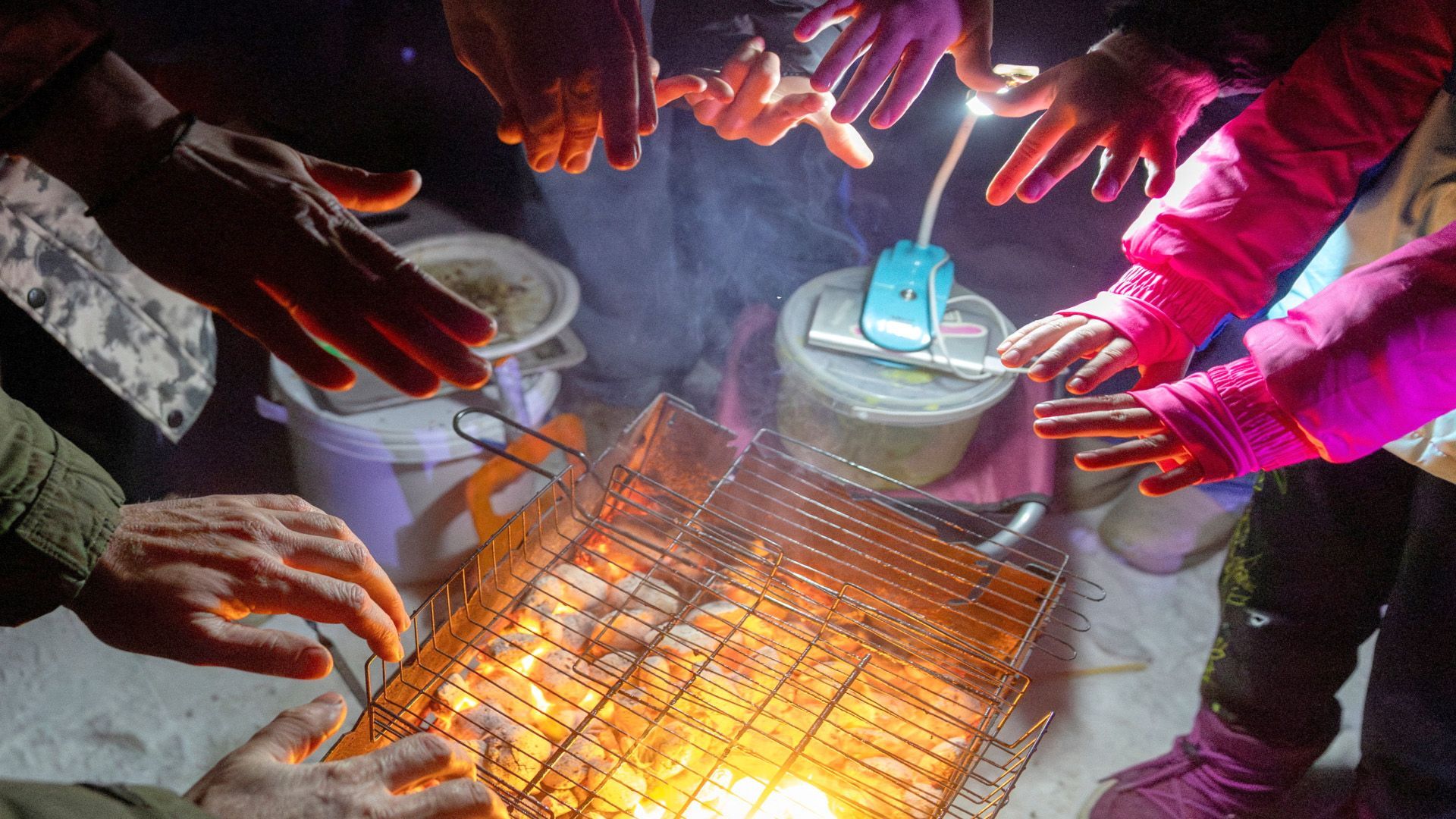 Video: Kämpfe statt Feuerpause in der Ukraine