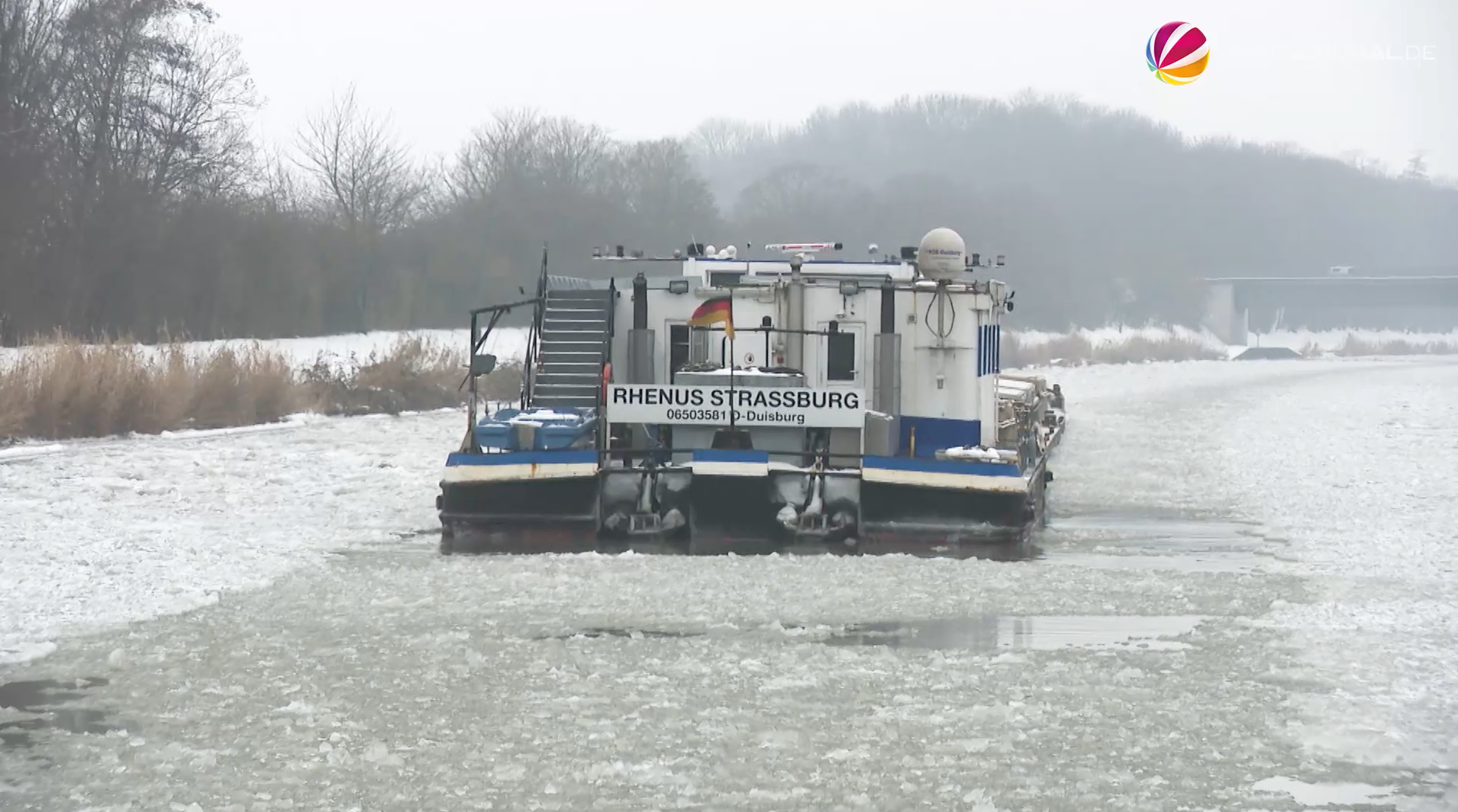Video: Mit dem Eisbrecher auf dem Mittellandkanal unterwegs