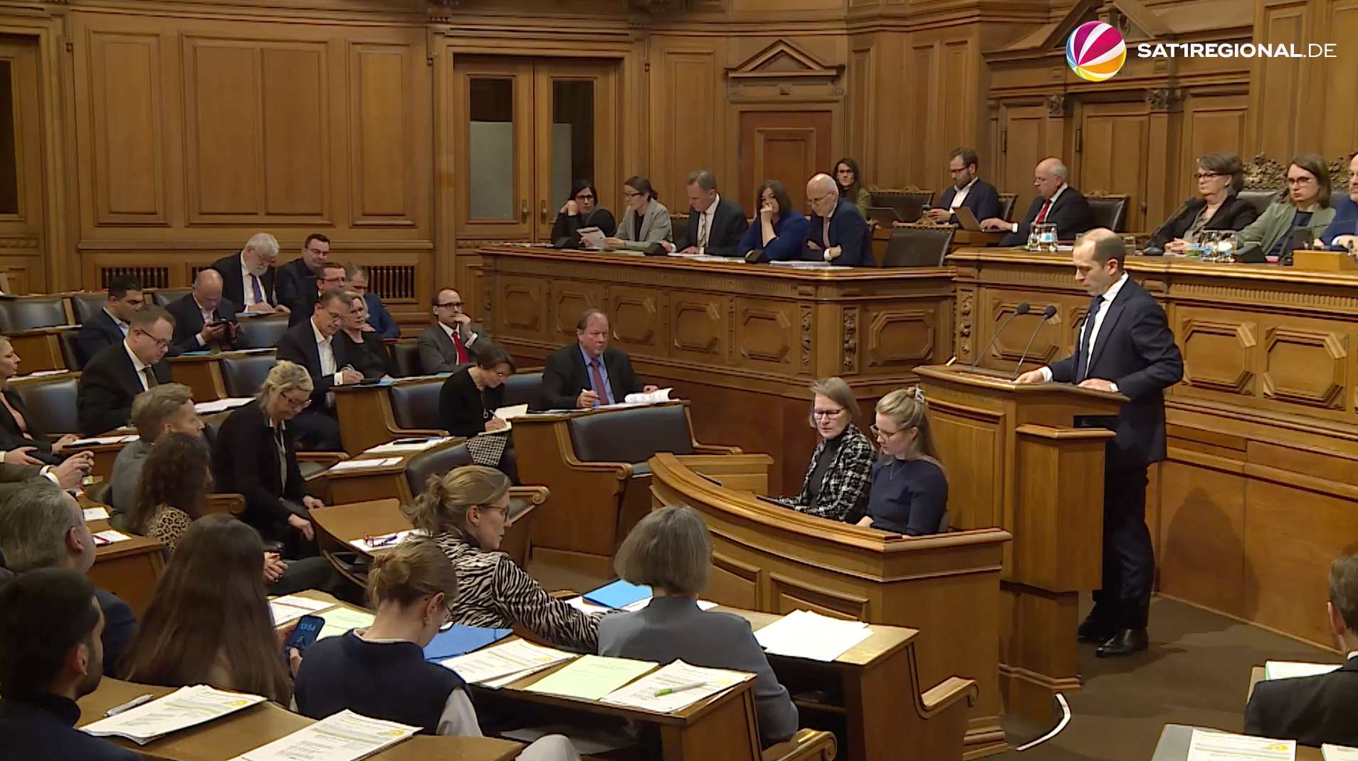 Video: Getötete 18-Jährige: Hamburger Bürgerschaft debattiert über Konsequenzen