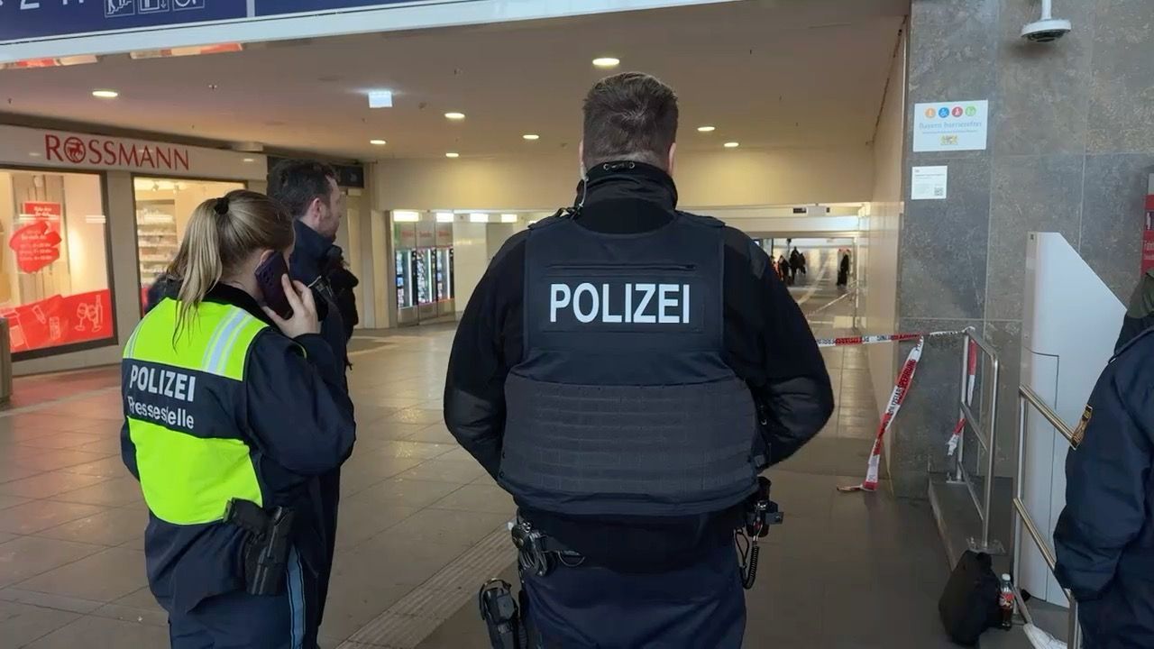 Video: Messerangriff im Würzburger Hauptbahnhof: Tatverdächtiger in U-Haft