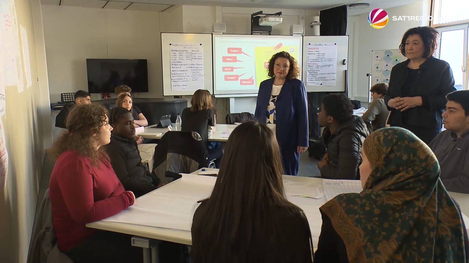 Video: Woche der Ausbildung: BA-Chefin Nahles besucht Schule in Hannover