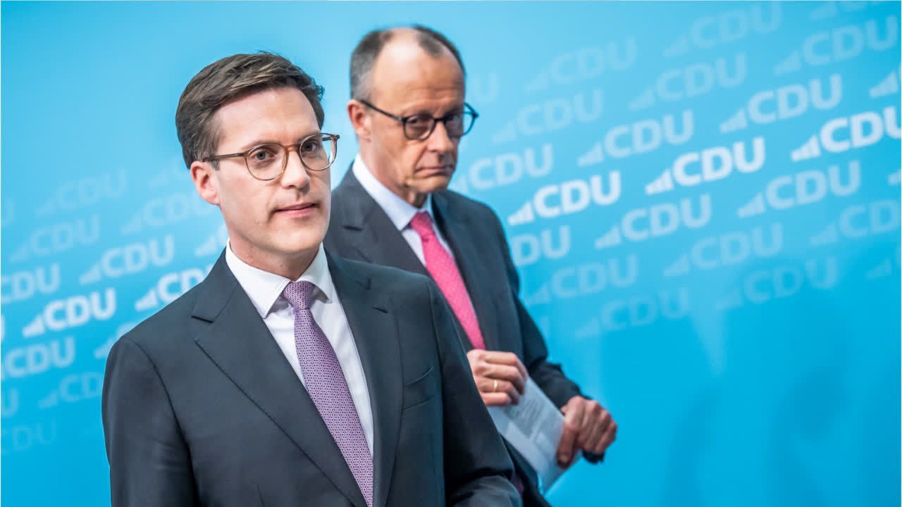 Video: Nach Niederlage: Hagel bietet Rücktritt an