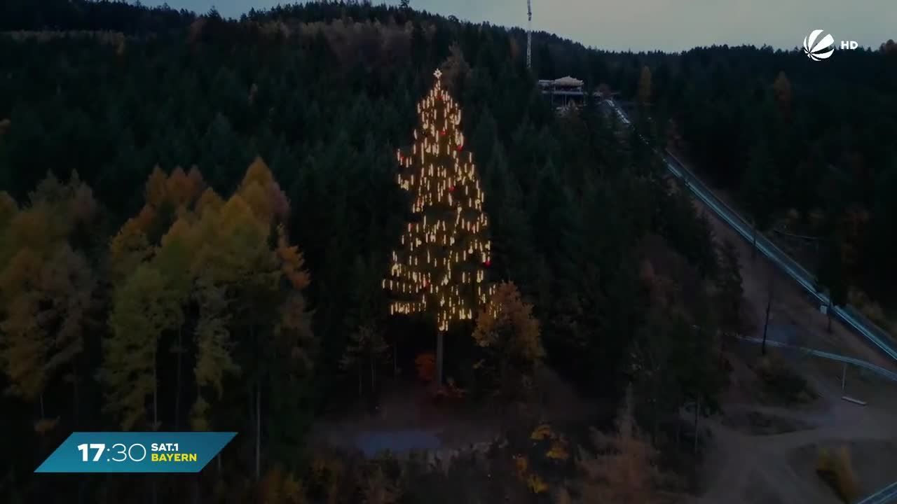 Neukirchen in der Oberpfalz: Europas größter Weihnachtsbaum