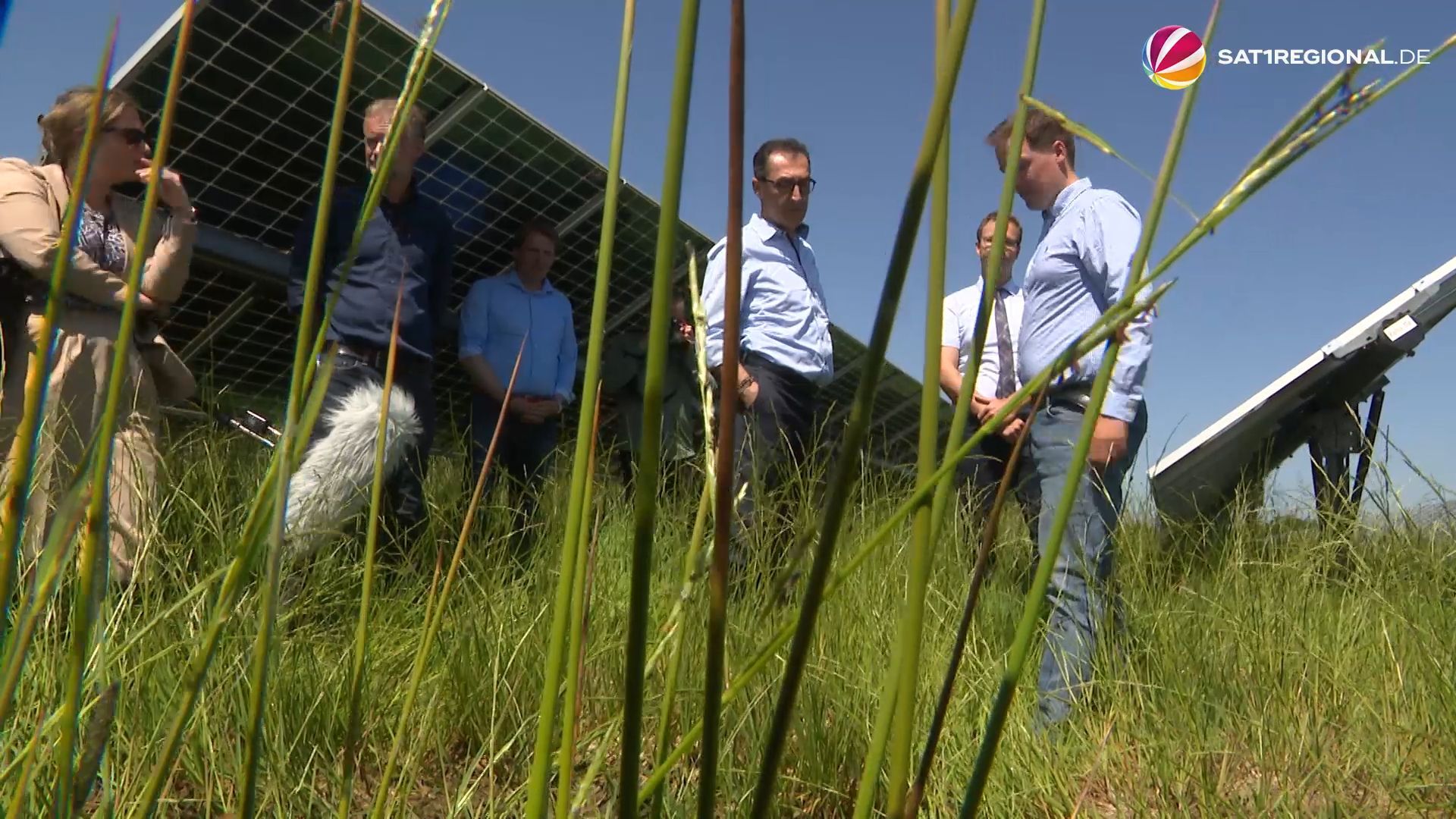 Cem Özdemir besucht Solarparks in Schleswig-Holstein