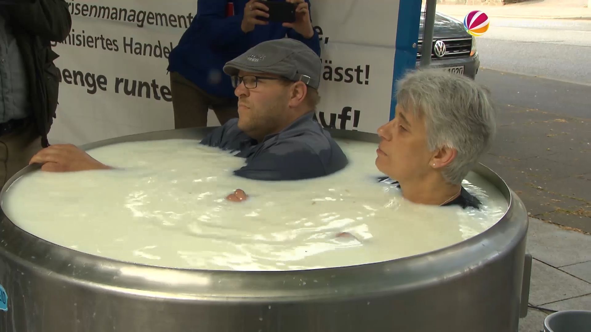 Tag der Milch: Milchbauern protestieren gegen Dumpingpreise