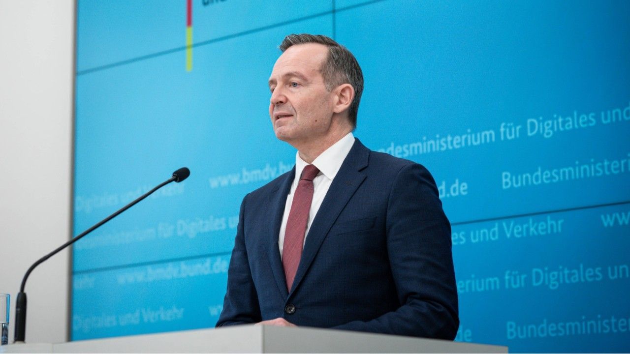 "Zwangsuntersuchungen": Verkehrsminister gegen Führerschein-Check bei Senioren