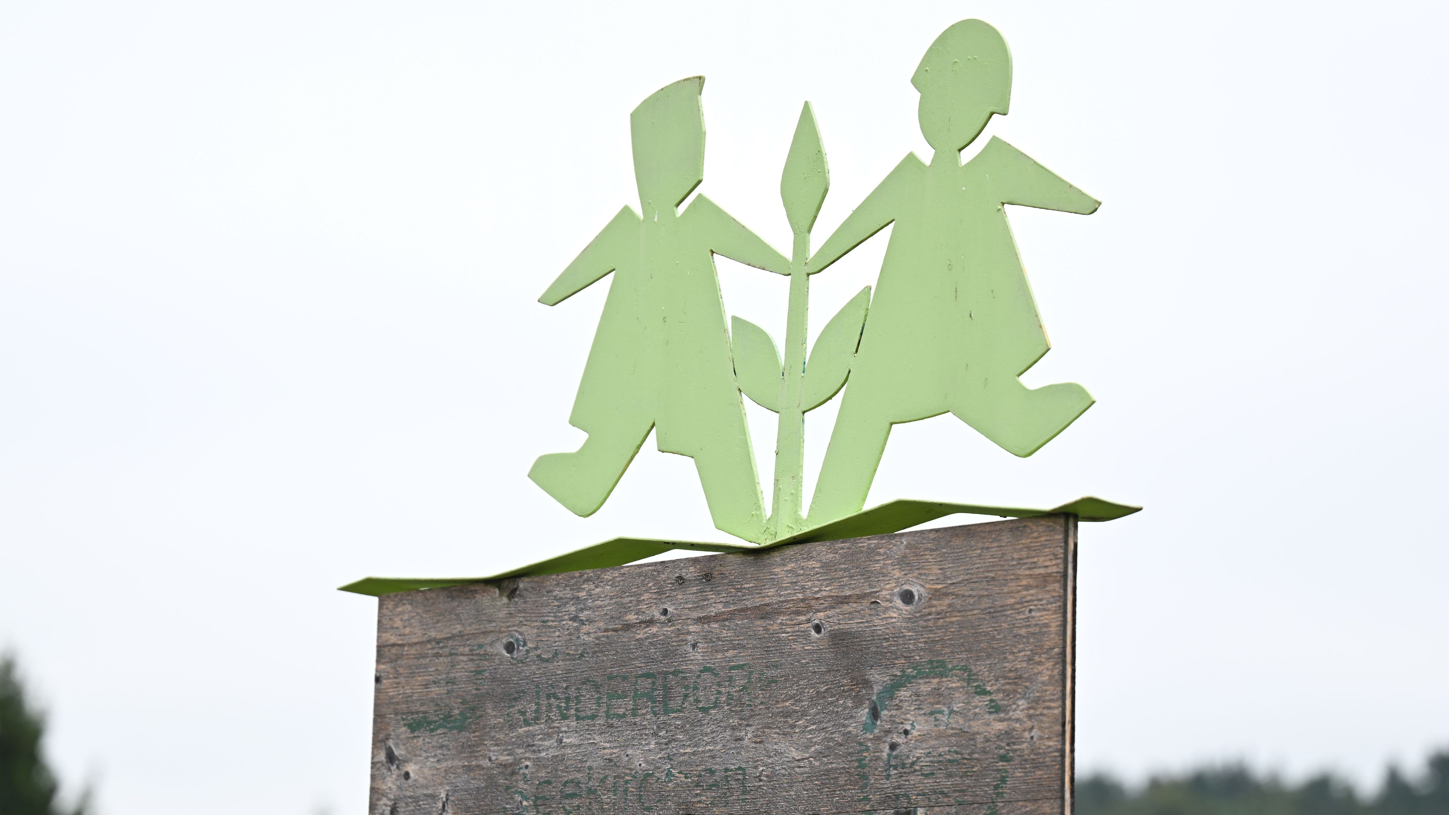 Video: Missbrauchsverdacht: SOS Kinderdorf-Gründer im Visier