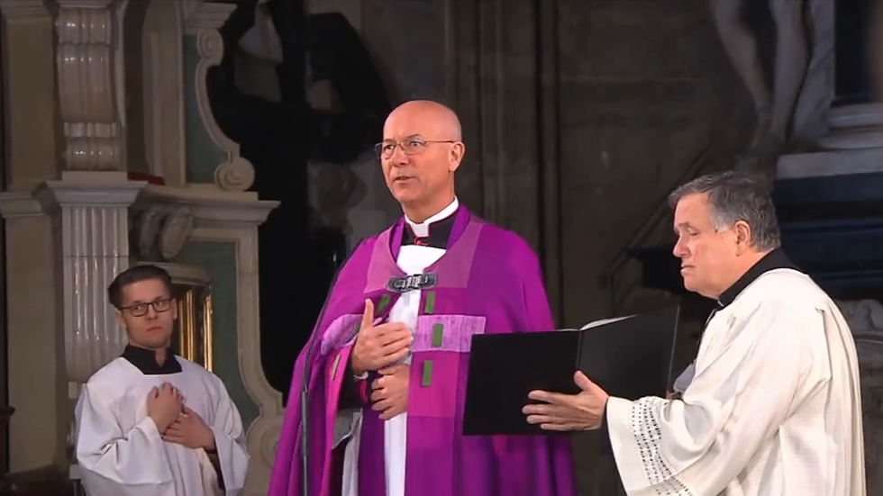 Video: Dompfarrer Faber findet Zölibat "völlig überschätzt"